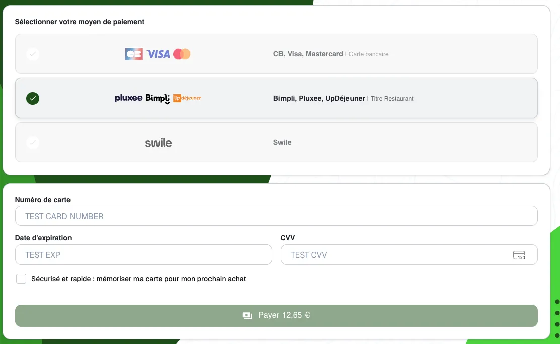 Choix du moyen de paiement : Pluxee, Bimpli, UpDéjeuner sélectionné, puis formulaire de carte